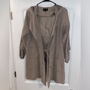 Women’s trenchcoat